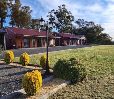 Oberon Ski Chalet | Lake Oberon Estate