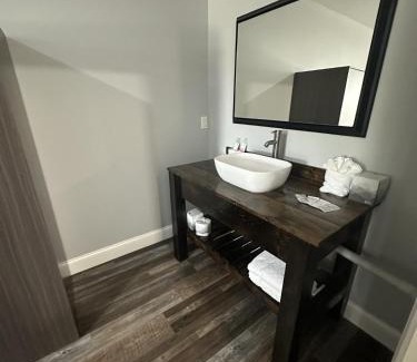 Iuka Hotel | Lake Park Inn