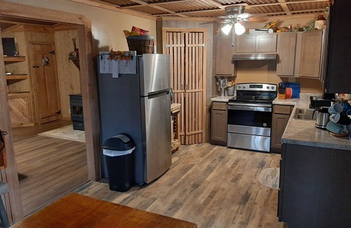 Jasonville Cabin | Lake View Cabin