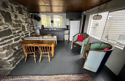 Catchacoma Cottage | Lake view cottage, clean weed free swimming and a hot tub on Mississagua Lake