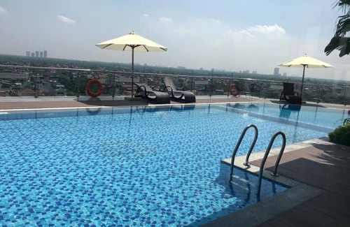 Quang An Apartment | Lake View, Luxuxy Apartment, Dessert, Cinema, Kickfit✫