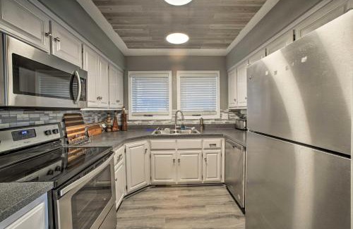 Bella Vista House | Lakefront and Trailside Escape with Private Dock and Deck