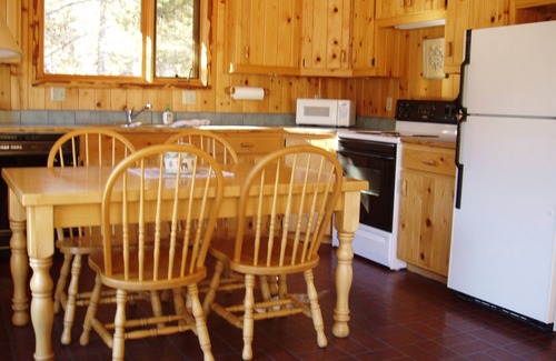 Jackson Hole Cottage | Lakefront Cabin 20 miles from Jackson, near Grand Teton National Park