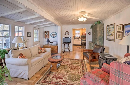 Canandaigua House | Lakefront Canandaigua Home with Grill, Fire Pit