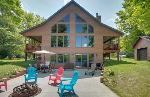 Iron River House | Lakefront Cottage in Iron River 3 Mi to Skiing!