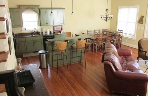 Modoc House | Lakefront Deep Water, Family Friendly, near Masters golf tournament