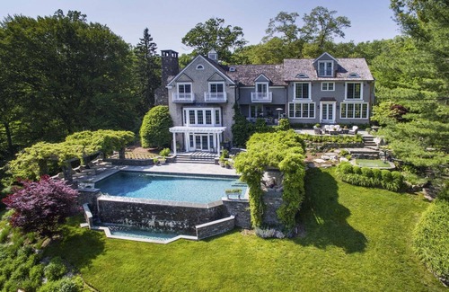 Waccabuc House | Lakefront Estate in Westchester
