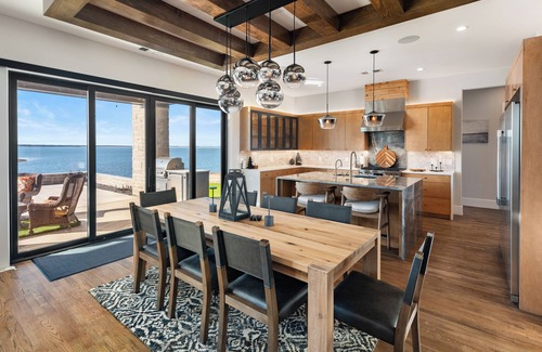 Honey Grove House | Lakefront Estate with 5 bedrooms, massive bunkroom, and pickleball court.