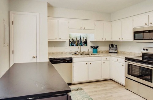 Hendersonville House | LAKEFRONT HOME! Downtown Nashville > 20 miles