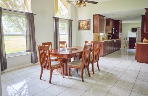 Fruitland Park House | Lakefront Home on Lake Griffin/Harris chain of lakes and close to the Villages