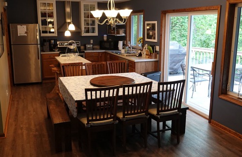Jacksboro House | lakefront home with, Covered Dock, Quiet cove, Firepit, High Speed Internet, DTV