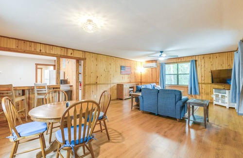 Keystone Heights Cottage | Lakefront Keystone Heights Cottage w/Private Dock