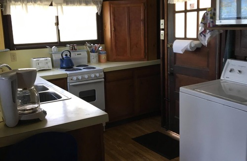 Pulaski Cottage | Lakefront Lake Ontario. Fabulous Vacation and Fishing Near Salmon River