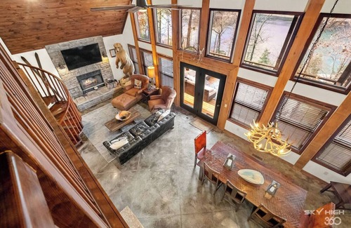 Rambo Riviera Cabin | Lakefront, Lakeviews Cedar Cabin- Rope Swing Cove