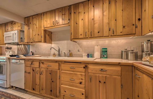 Bear Creek Village Apartment | Lakefront Poconos Retreat w/Hot Tub, Near Hiking!