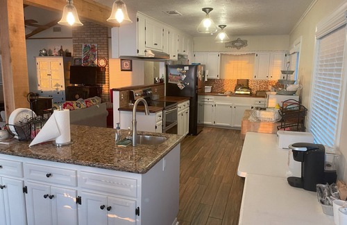 Leon County House | Lakefront Property with Boat Dock close to public boat ramp! Beautiful sunsets!
