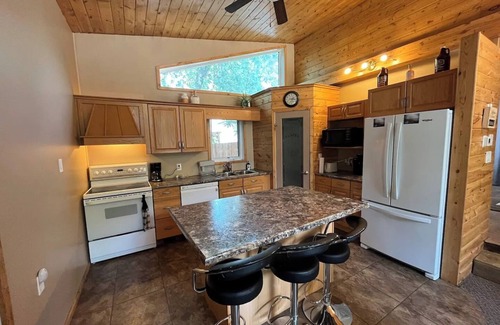 Beaconia Resort | Lakefront retreat on Gull Lake