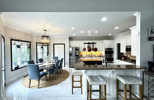 Evans House | Lakefront Retreat with Stunning Pool. Near Ft. Eisenhower, & Augusta National.