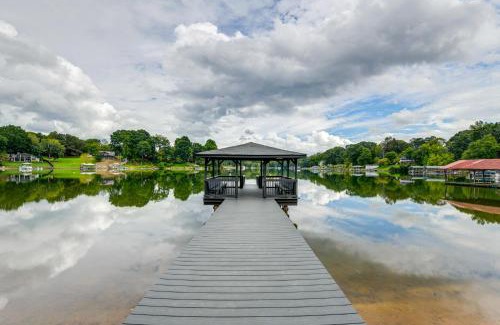 Sherrills Ford House | Lakefront Sherrills Ford Haven with Boat Dock!