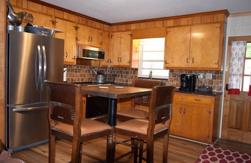 Lincolnton House | Lakefront/View, 2 bed/1 full and 1/2 bath renovated Strom Thurmond/Clarks Hill
