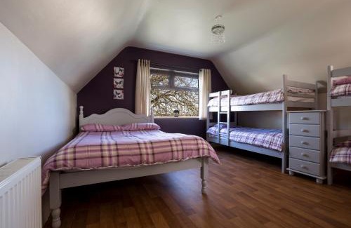Cong Hostel | Lakeland House