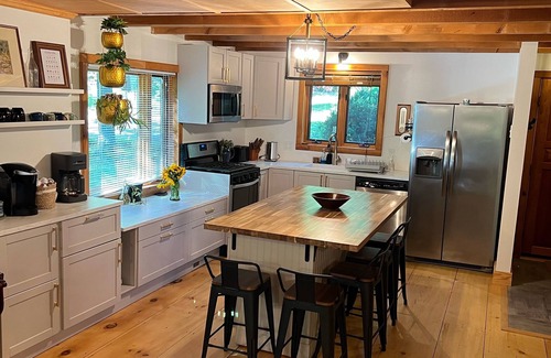 Sandwich House | Lakes Region, close to hiking, access to Squam, many ski mountains within 1 hour