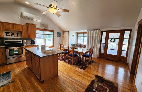Lexington Apartment | Lakeshore Loft - Spacious Apartment, Walking Distance to Private Beach Access