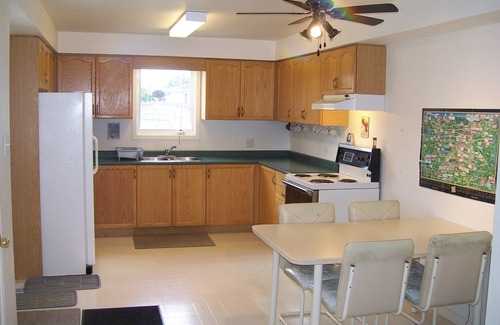 Waterloo Bed & Breakfast | Lakeshore North - Waterloo