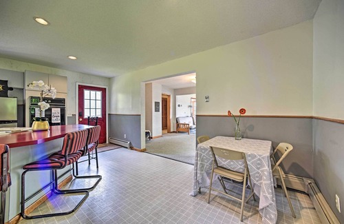 Lanesborough House | Lakeside Berkshires Home Near Hiking & Skiing!