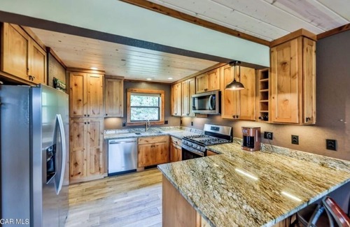Grand Lake Condo | Lakeside Bliss - Your Colorado Getaway Location!