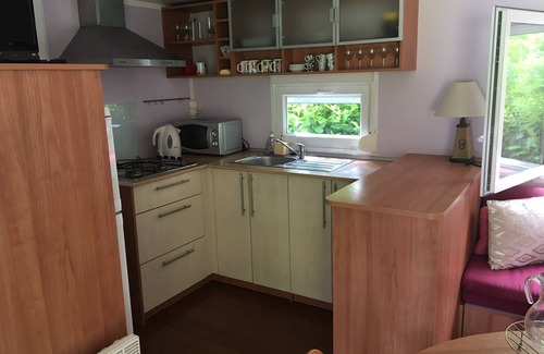 Pont-de-Salars House | Lakeside bungalow! All in comfort! Pets welcome!