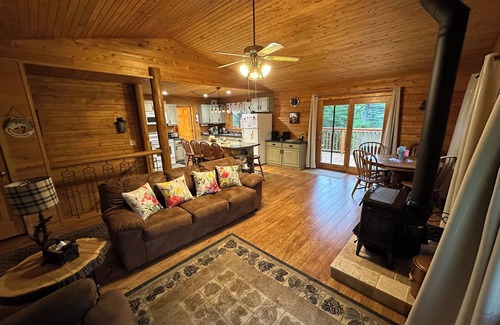 Athelstane Cabin | Lakeside Cabin "Serenity"