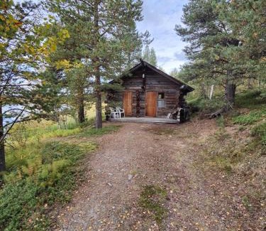 Kaaresuvanto Villa | Lakeside Cabin Hukkajärvi no electricity no running water