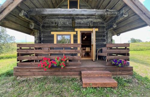 Voru County Ski Chalet | Lakeside cabin with saunas, hot-tub options