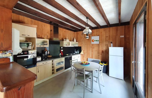 Saint-Estephe Ski Chalet | Lakeside chalet with terrace on the water & exceptional view