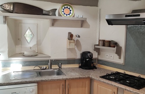 Courcy Cottage | Lakeside Cottage, 15 min from the beach, D-Day, ideal for families, calm and nature