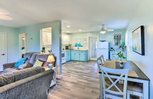 Crescent City Cottage | Lakeside Crescent City Cottage: Boat + Dock!