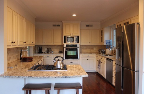 Greensboro Cabin | Lakeside Eco-Friendly Cabin Self Check-in
