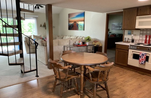 Sun Valley Lake House | Lakeside Escape