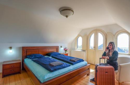 Balatonfured House | Lakeside Harmony Garden Villa