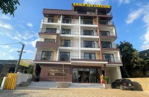 Dak Mil Hotel | Lakeside Hotel