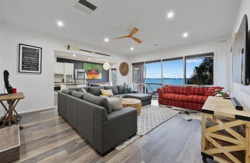 Yarrawonga House | Lakeside Landing