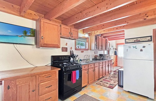Dover-Foxcroft Cottage | Lakeside Living (Waterfront on Sebec Lake!)