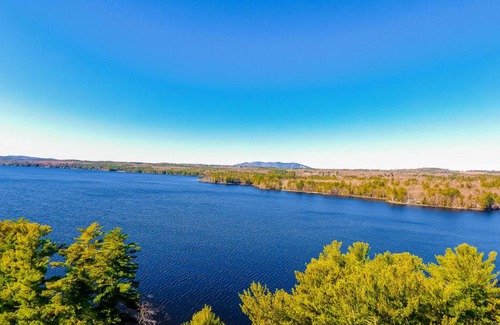 Harrison House | Lakeside Living