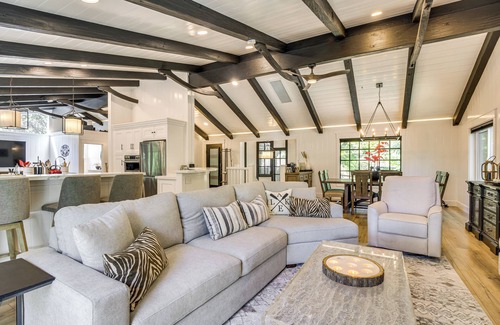 Lake Arrowhead House | Lakeside Luxury in Lake Arrowhead: Private Hot Tub