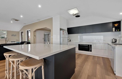 Mulwala House | Lakeside Mulwala