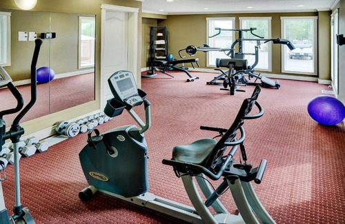 Edson Hotel | Lakeview Inns & Suites - Edson Airport West