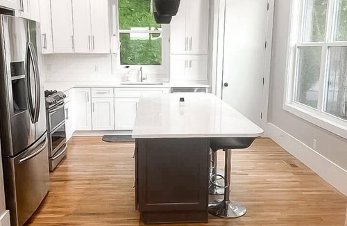 Silver Point House | LAKEVIEW OASIS at floating mill park on center hill lake
