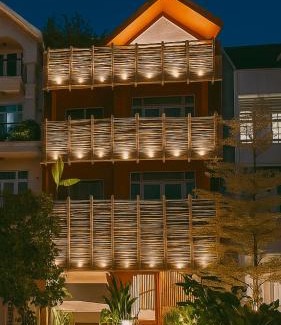 District 7 Apartment | Lakeview Park Villas - Every Duplex with Private Pool