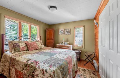 Lakeville House | Lakeview Retreat